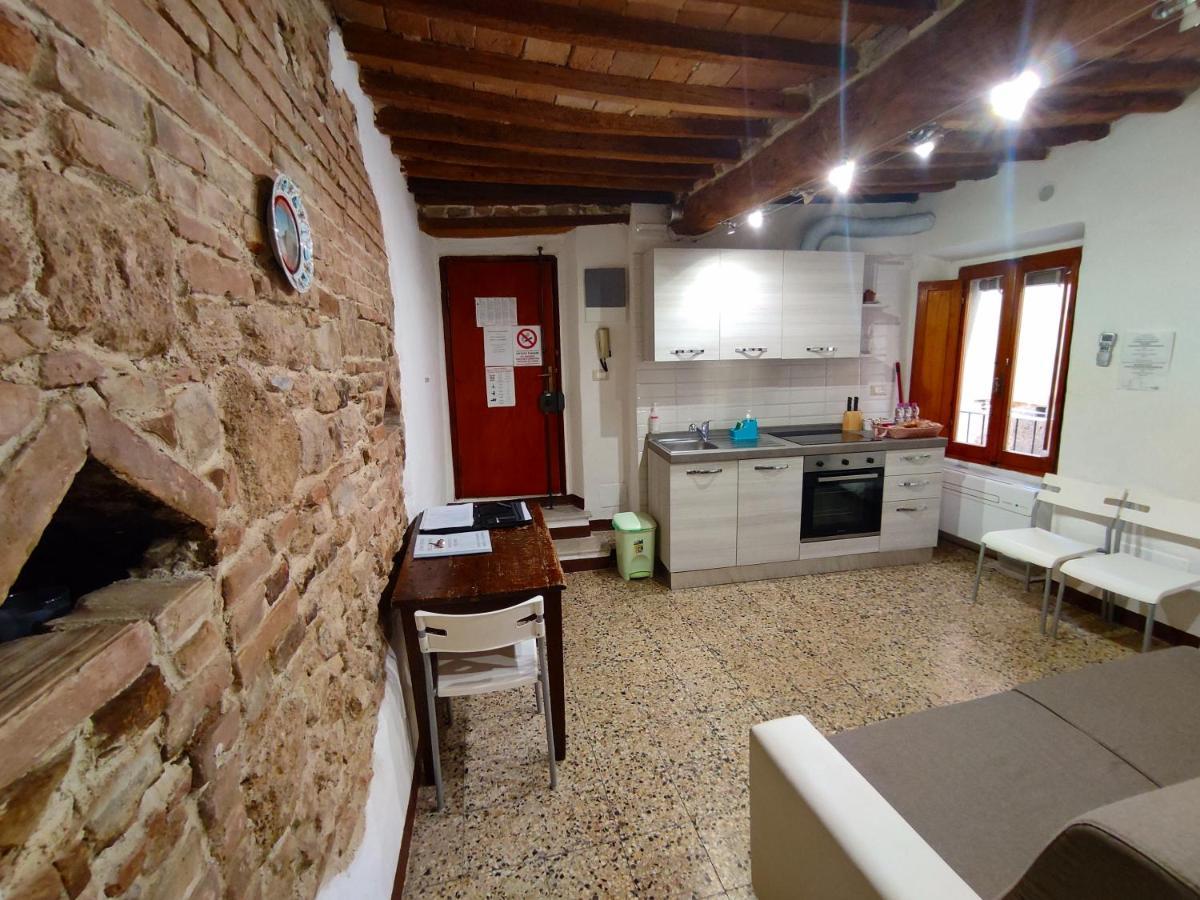 Casa Vicolo Delle Chiavi Apartamento Poggibonsi Exterior foto